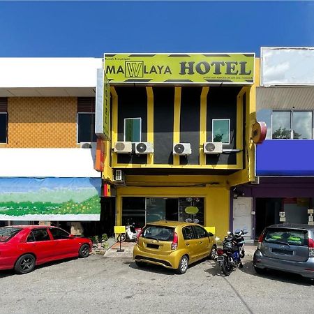 Oyo 90334 Mawlaya Hotel Байан-Лепас Экстерьер фото