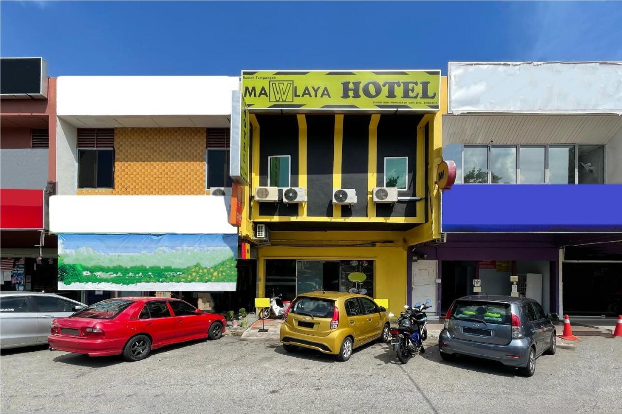 Oyo 90334 Mawlaya Hotel Байан-Лепас Экстерьер фото